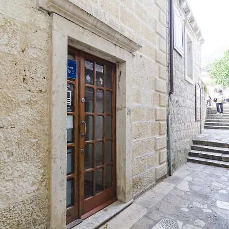 بيت ضيافة Lovrijenac 3*